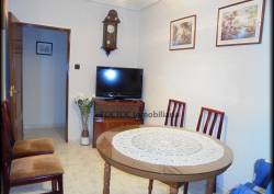 http://www.toctocinmobiliaria.es:80/imagen/imagen/120985/venta-piso-salesas-van-dyck.jpg