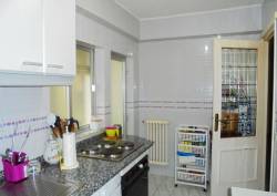 http://www.toctocinmobiliaria.es:80/imagen/imagen/121128/venta-piso-comuneros-rollo.jpg