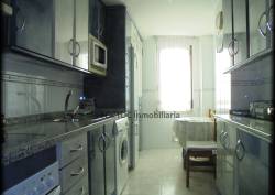 http://www.toctocinmobiliaria.es:80/imagen/imagen/121453/venta-piso-villamayor.jpg