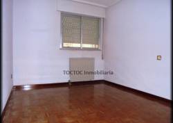 http://www.toctocinmobiliaria.es:80/imagen/imagen/122157/venta-piso-b-antiguo-palacio-congresos.jpg