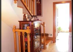 http://www.toctocinmobiliaria.es:80/imagen/imagen/122184/venta-chalet-adosado-santa-marta.jpg