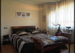 http://www.toctocinmobiliaria.es:80/imagen/imagen/122191/venta-chalet-adosado-santa-marta.jpg