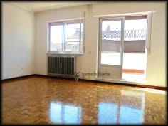 http://www.toctocinmobiliaria.es:80/imagen/imagen/122493/venta-atico-prosperidad.jpg