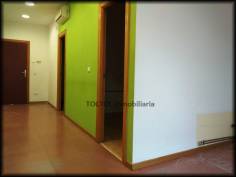 http://www.toctocinmobiliaria.es:80/imagen/imagen/125188/alquiler-oficina-centro.jpg