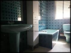 http://www.toctocinmobiliaria.es:80/imagen/imagen/127245/venta-piso-centro.jpg