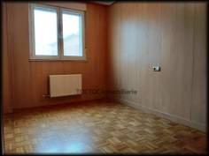 http://www.toctocinmobiliaria.es:80/imagen/imagen/128359/venta-piso-salas-bajas-lasalle.jpg