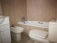 http://www.toctocinmobiliaria.es:80/imagen/imagen/128433/venta-piso-zona-parador.jpg