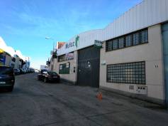 http://www.toctocinmobiliaria.es:80/imagen/imagen/128717/venta-nave-industrial-villares.jpg