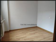 http://www.toctocinmobiliaria.es:80/imagen/imagen/128854/venta-piso-otros-pueblos.jpg