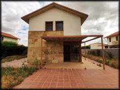 http://www.toctocinmobiliaria.es:80/imagen/imagen/129645/venta-chalet-castellanos-de-moriscos.jpg