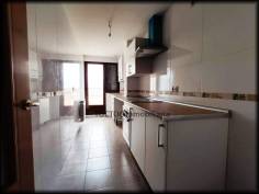 http://www.toctocinmobiliaria.es:80/imagen/imagen/129707/venta-piso-villares.jpg