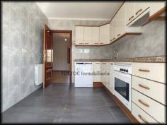 http://www.toctocinmobiliaria.es:80/imagen/imagen/130231/alquiler-piso-salesas-van-dyck.jpg