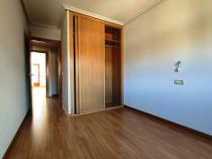 http://www.toctocinmobiliaria.es:80/imagen/imagen/130333/venta-piso-villares.jpg