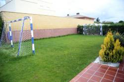 http://www.toctocinmobiliaria.es:80/imagen/imagen/130521/venta-chalet-otros-pueblos.jpg