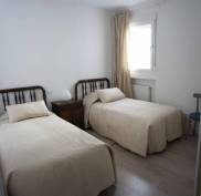 http://www.toctocinmobiliaria.es:80/imagen/imagen/130990/venta-casa-salas-bajas-lasalle.jpg