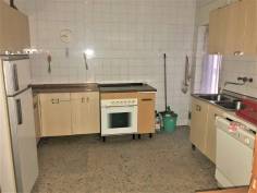 http://www.toctocinmobiliaria.es:80/imagen/imagen/131170/venta-piso-carmelitas.jpg