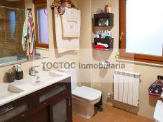 http://www.toctocinmobiliaria.es:80/imagen/imagen/131385/venta-chalet-adosado-villares.jpg