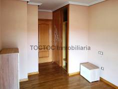 http://www.toctocinmobiliaria.es:80/imagen/imagen/131928/venta-piso-villamayor.jpg