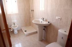 http://www.toctocinmobiliaria.es:80/imagen/imagen/132121/venta-piso-ctera-ledesma.jpg