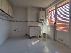 http://www.toctocinmobiliaria.es:80/imagen/imagen/132721/venta-piso-tejares.jpg