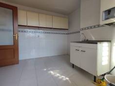 http://www.toctocinmobiliaria.es:80/imagen/imagen/132722/venta-piso-tejares.jpg