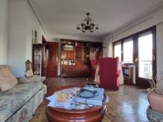 http://www.toctocinmobiliaria.es:80/imagen/imagen/133431/venta-piso-centro.jpg