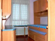 http://www.toctocinmobiliaria.es:80/imagen/imagen/134413/venta-piso-zurguen.jpg
