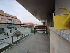 http://www.toctocinmobiliaria.es:80/imagen/imagen/135237/venta-piso-zona-parador.jpg