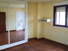 http://www.toctocinmobiliaria.es:80/imagen/imagen/135890/venta-chalet-adosado-capuchinos.jpg