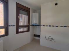 http://www.toctocinmobiliaria.es:80/imagen/imagen/135982/venta-piso-santa-marta.jpg