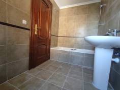 http://www.toctocinmobiliaria.es:80/imagen/imagen/135985/venta-piso-santa-marta.jpg