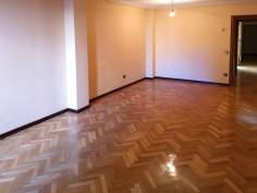 http://www.toctocinmobiliaria.es:80/imagen/imagen/136000/venta-piso-centro.jpg