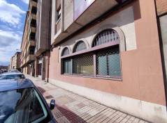 http://www.toctocinmobiliaria.es:80/imagen/imagen/136756/alquiler-local-canalejas.jpg