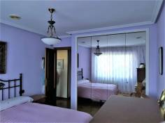 http://www.toctocinmobiliaria.es:80/imagen/imagen/147229/venta-piso-santa-marta.jpg