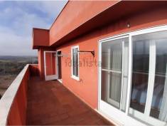 http://www.toctocinmobiliaria.es:80/imagen/imagen/147327/venta-piso-tejares.jpg