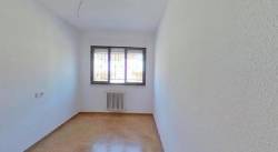 http://www.toctocinmobiliaria.es:80/imagen/imagen/148083/venta-piso-tejares.jpg