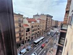 http://www.toctocinmobiliaria.es:80/imagen/imagen/148211/venta-piso-centro.jpg