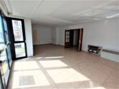 http://www.toctocinmobiliaria.es:80/imagen/imagen/148213/venta-piso-centro.jpg