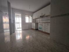 http://www.toctocinmobiliaria.es:80/imagen/imagen/148362/venta-piso-chinchibarra-garrido.jpg