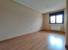 http://www.toctocinmobiliaria.es:80/imagen/imagen/148373/venta-piso-otros-pueblos.jpg