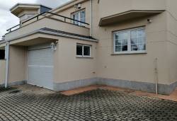 http://www.toctocinmobiliaria.es:80/imagen/imagen/148891/venta-pareado-santa-marta.jpg