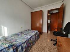 http://www.toctocinmobiliaria.es:80/imagen/imagen/150117/venta-piso-barrio-vidal.jpg