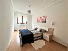 http://www.toctocinmobiliaria.es:80/imagen/imagen/150435/venta-piso-villares.jpg