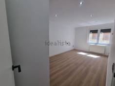 http://www.toctocinmobiliaria.es:80/imagen/imagen/150524/venta-piso-centro.jpg