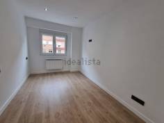 http://www.toctocinmobiliaria.es:80/imagen/imagen/150603/venta-piso-comuneros-rollo.jpg