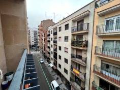 http://www.toctocinmobiliaria.es:80/imagen/imagen/150714/venta-piso-labradores.jpg