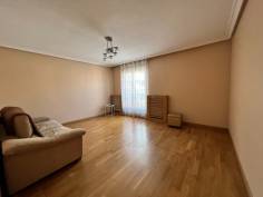 http://www.toctocinmobiliaria.es:80/imagen/imagen/150767/venta-piso-salas-bajas-lasalle.jpg