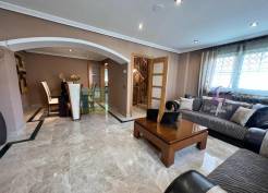 http://www.toctocinmobiliaria.es:80/imagen/imagen/151440/venta-pareado-santa-marta.jpg