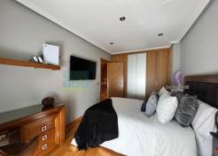 http://www.toctocinmobiliaria.es:80/imagen/imagen/151462/venta-pareado-santa-marta.jpg