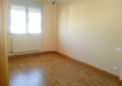 http://www.toctocinmobiliaria.es:80/imagen/imagen/2567/venta-alquiler-chalet-villamayor.jpg